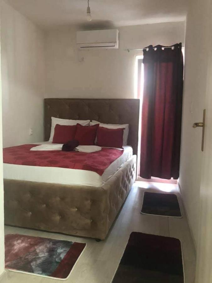 Apartments Daris Улцин Екстериор снимка