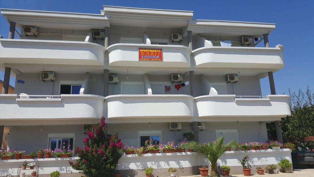 Apartments Daris Улцин Екстериор снимка