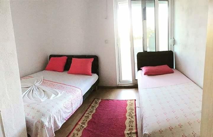 Apartments Daris Улцин Екстериор снимка