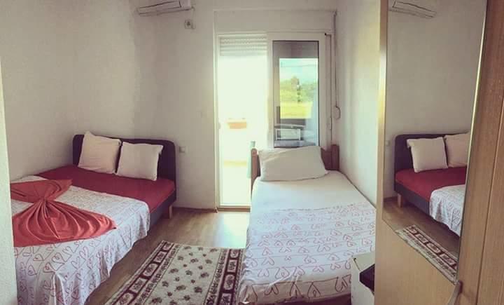 Apartments Daris Улцин Екстериор снимка