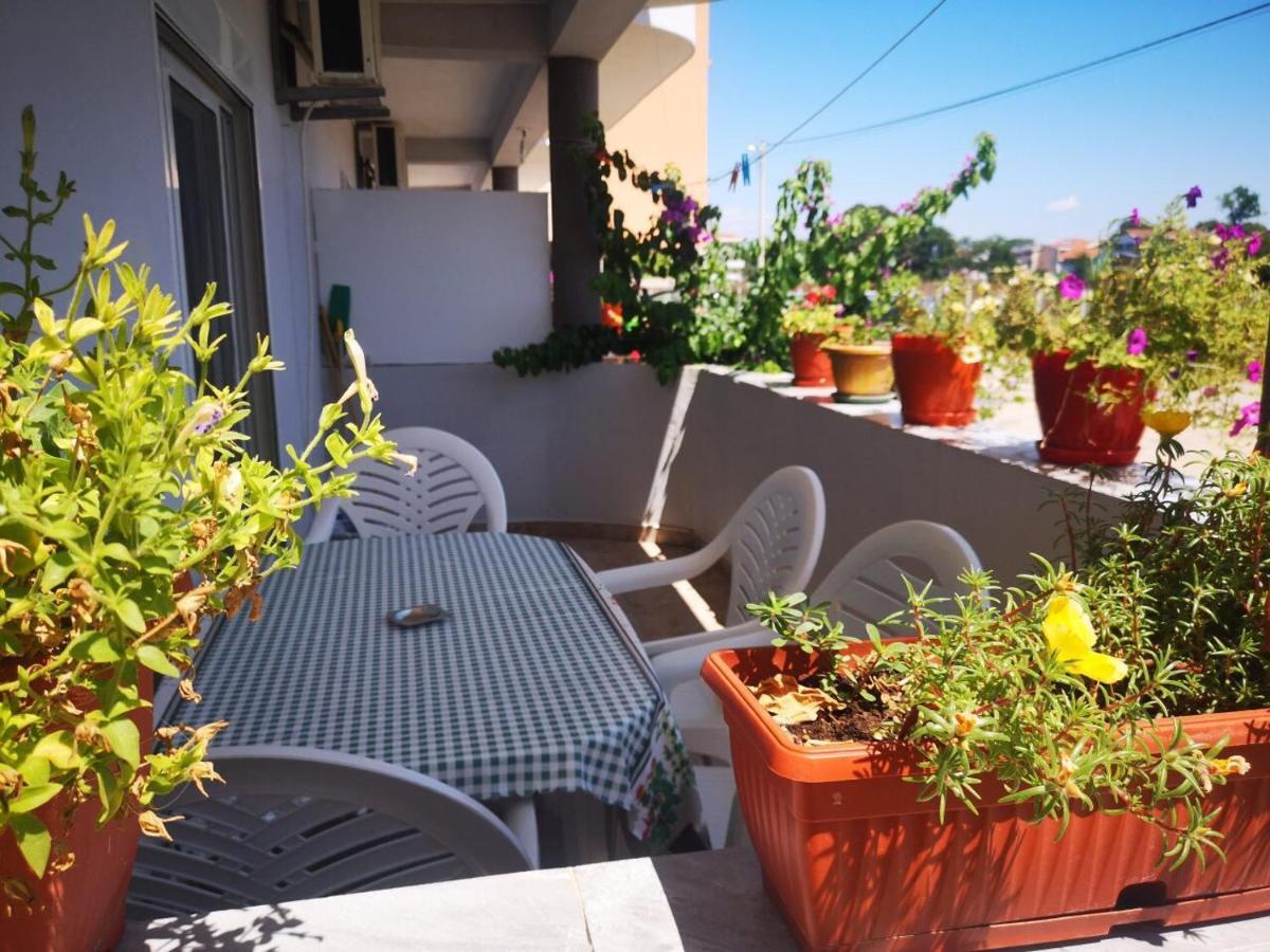 Apartments Daris Улцин Екстериор снимка